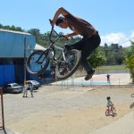 Bmx en el Polideportivo de Pérez Zeledón.