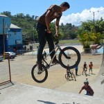 Bmx en el Polideportivo de Pérez Zeledón.