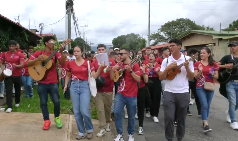 Jornada de la Juventud Católica tuvo una escala en Televisora del Sur