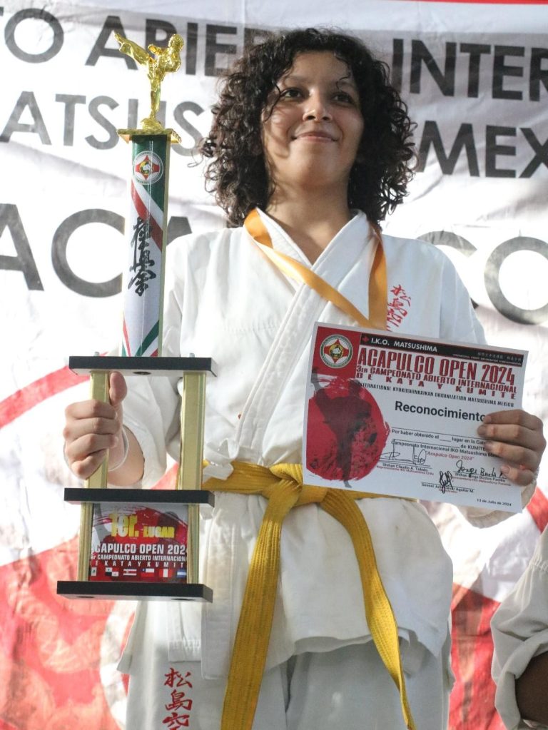 Generaleña destacó en torneo de Karate en México